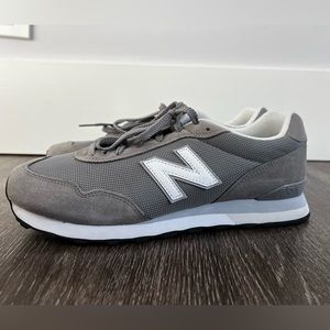 New Balance Mens 515 Sneaker